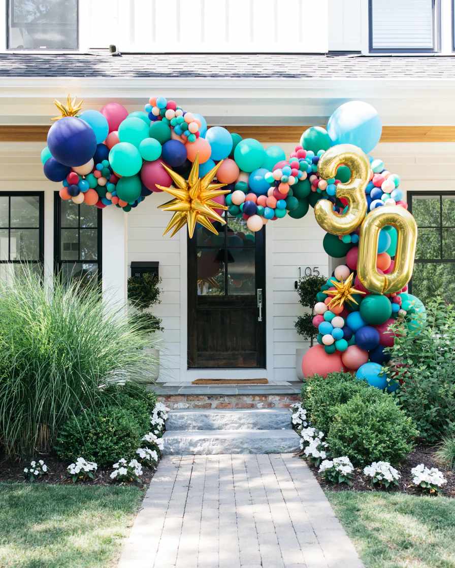 Balloon garland
