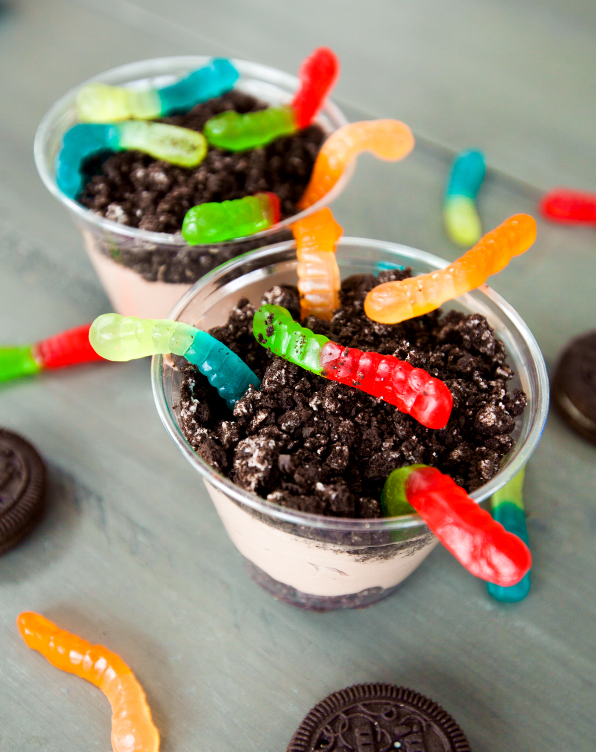 "Dirt and Worms" Dessert Cups